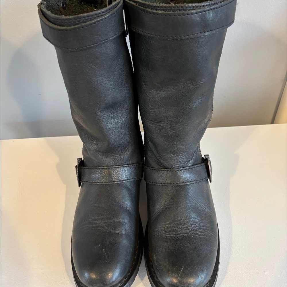 Women’s Tall Black Supple Leather Harley Davidson Buckle Boots - Picture 3 of 7